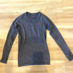 COPY - Lululemon Swiftly Tech Long Sleeve Shirt Size 6